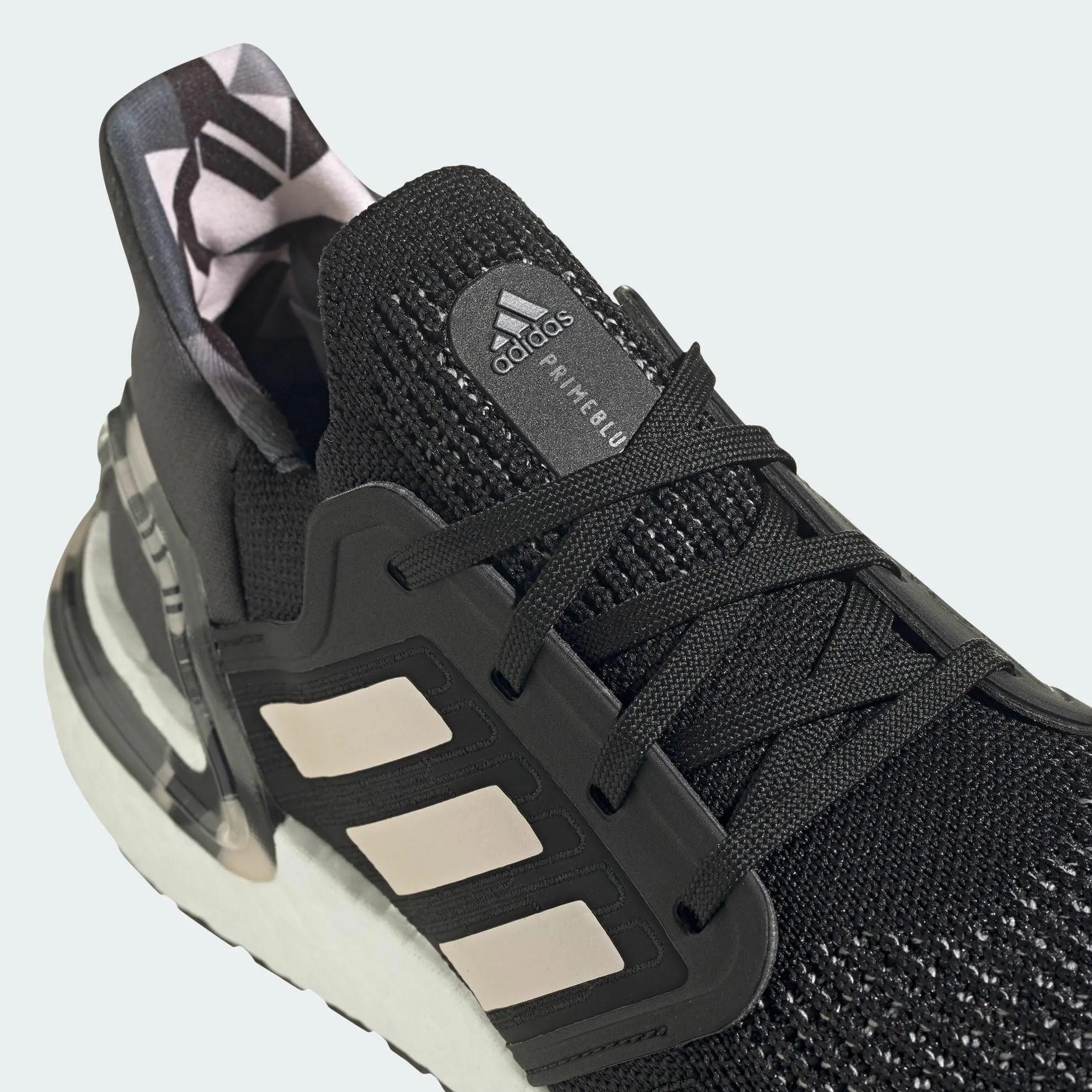 נעלי אדידס אולטרה בוסט 20 לנשים ADIDAS Ultraboost 20 FV8349