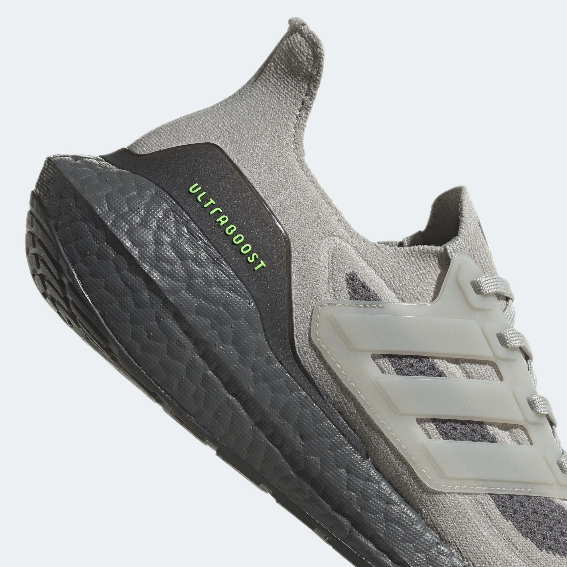 נעלי אדידס אולטרה בוסט 21 לגברים Adidas ULTRABOOST 21 S23875
