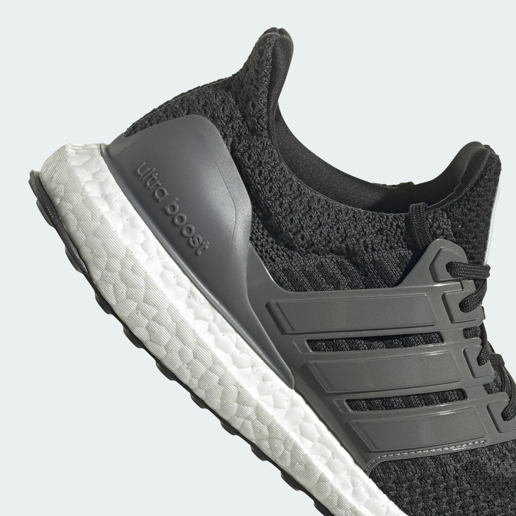 נעלי אדידס אולטרה בוסט די אן אי 5 לגברים Adidas Ultraboost 5.0 DNA FZ1855