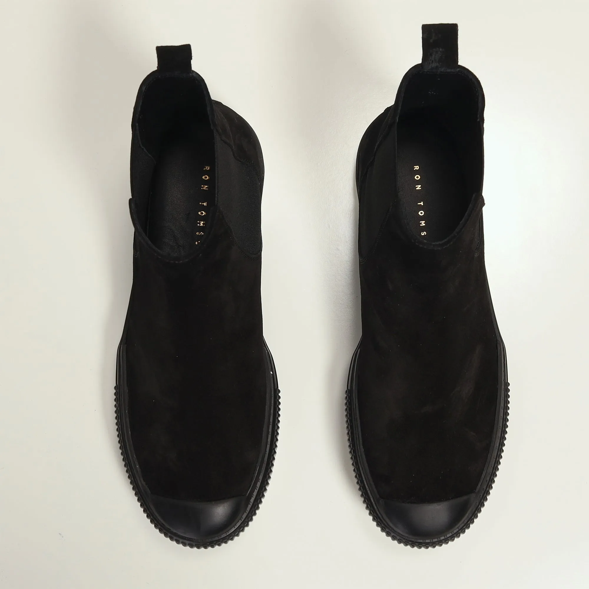 THE KING - Suede Leather and Rubber Sole Chelsea Boots - Black Black